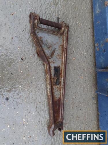 Massey Ferguson 135 linkage section