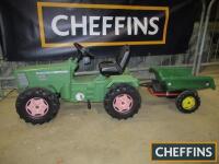 Fendt 824 plastic pedal tractor and trailer