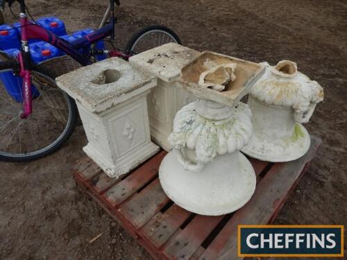 Pr. garden flower pots with stands