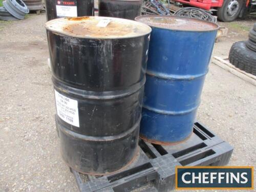 205litre drum of Synlube SA90 t/w another of Gear Oil 1701