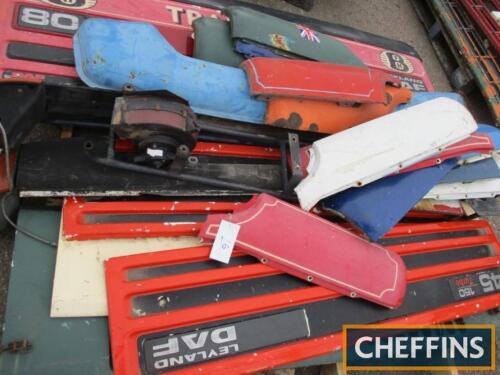 Qty Leyland DAF grilles and side panels