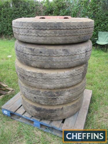 10R22.5 10 stud wheels and tyres (5)