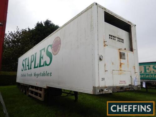 13.6m tri-axle box trailer (ex Staples)