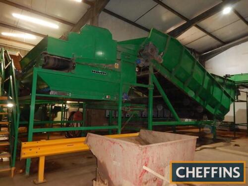 2013 Haith bulk intake hopper with c2.3m belt with 2.4m wide flat belt then to 2013 Scotts Evolution 6roller extraction cleaner with extraction conveyor (3m long x 0.6m wide) to feed off conveyor to the left t/w 2.1m wide sensor controlled lowering convey