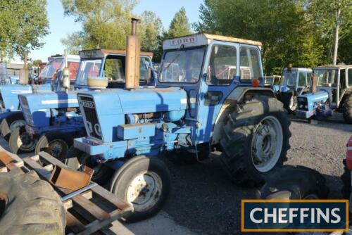 1976 FORD 7600 Dual Power diesel TRACTOR Reg. No. MFH 117P Serial No. B963744 Fitted Dual Power with rear wheel weights, cab and on 16.9R34 wheels and tyres