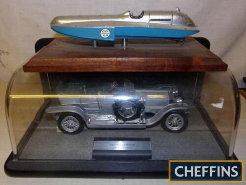 Franklin Mint Rolls-Royce Ghost car in display case, together with metal display model of Campbell Bluebird K4 (a/f)