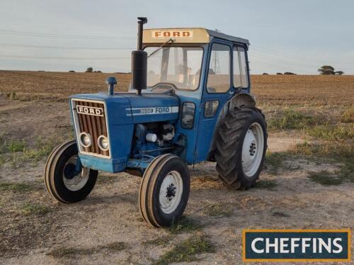 1976 FORD 3600 3cylinder diesel TRACTOR Reg. No. MKO 110P Serial No. 963584 An early example fitted with Ford safety cab, original Goodyear diamond pattern tyres and showing just 4,565 hours. Stated be the vendor to be in good all round condition and runn