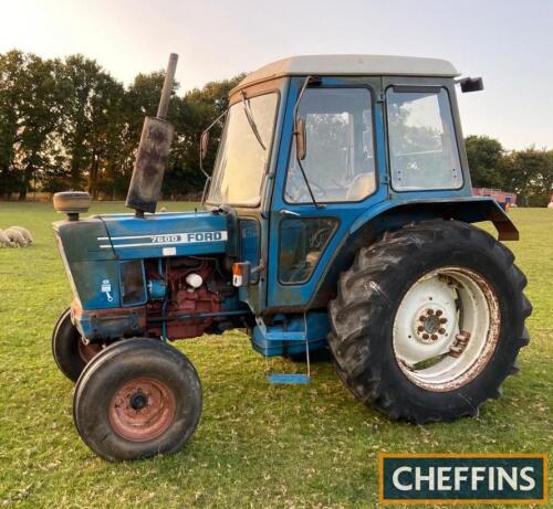 1981 FORD 7600 4cylinder diesel TRACTOR Reg. No. PWV 62X Serial No. 517975 Only one previous owner and fitted with Dual Power, Load Monitor, full set of FoMoCo front weights on 16.9R34 rear and 11.5/80-15.3 front wheels and tyres. V5 available