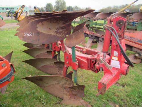 Vogel & Noot 4 Furrow Reversible Plough