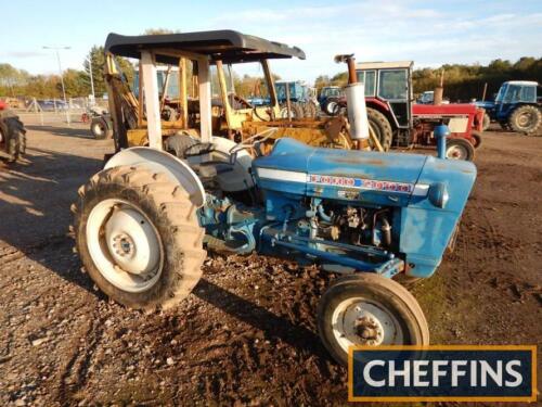 FORD 2000 Force 3cylinder diesel TRACTOR