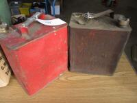 2gallon petrol cans with tops (2)