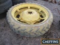 Pr. 6.00x36 row crop wheels