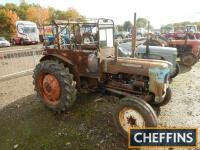 FORDSON Dexta diesel TRACTOR