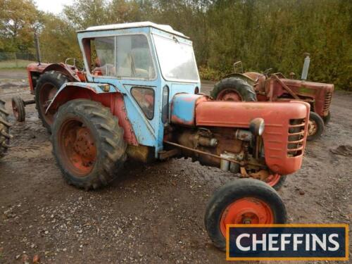 ZETOR 4011 4cylinder diesel TRACTOR Reg. No. BSU 304G (expired) For restoration