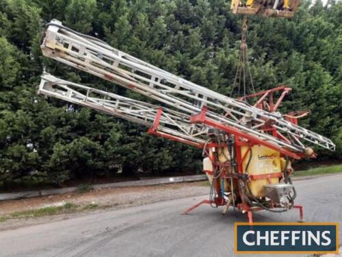 Landquip 24m mounted sprayer fitted with aluminium booms