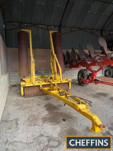 Twose 6m hydraulic folding Cambridge rolls