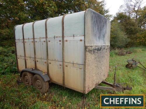 Tandem axle aluminium bodied livestock trailer, 12ft