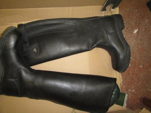 Mountain horse mountain rider boots UK 9 black