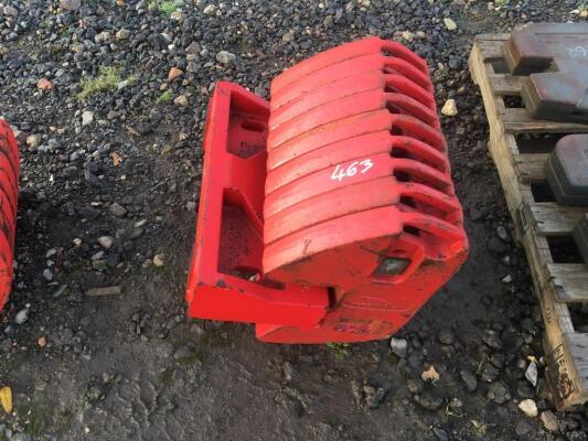 9no. McCormick Front Weights c/w block