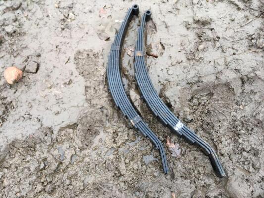 2no. 7 Leaf Trailer Springs to suit IW - unused