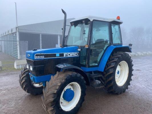 Ford 6640 SLE 4wd Tractor Hours: 6868 Reg. No. L327 GFR