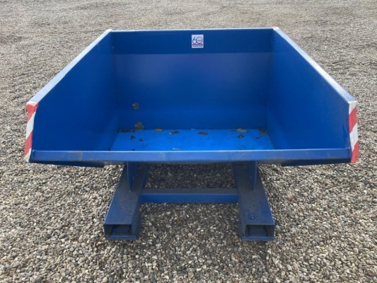 2020 CHERRY ALS 120 TIPPING SKIP SHOPSOILED MANUAL TIPPING SKIP, SMALL AMOUNT OF RUST. - (SERIAL NO XF0004885) (31175095)