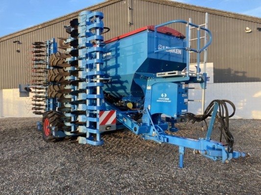 2018 LEMKEN COMPACT 6M SOLITAIR DRILL EX DEMONSTRATION MODEL 9/600 EH1,LIGHTS FRONT & REAR BRAKE SYSTEM 2X2 TRAMLINE, COMPLETE WITH CONTROL BOX - (SERIAL NO 287126) (11162705) (MANUFACTURERS WARRANTY APPLIES)