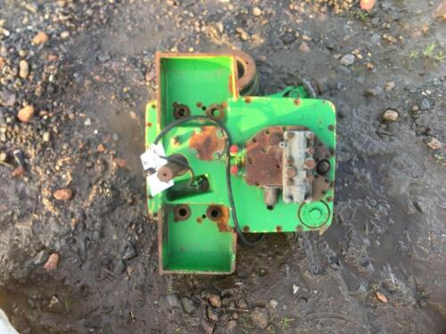 John Deere Front PTO Unit UNRESERVED LOT