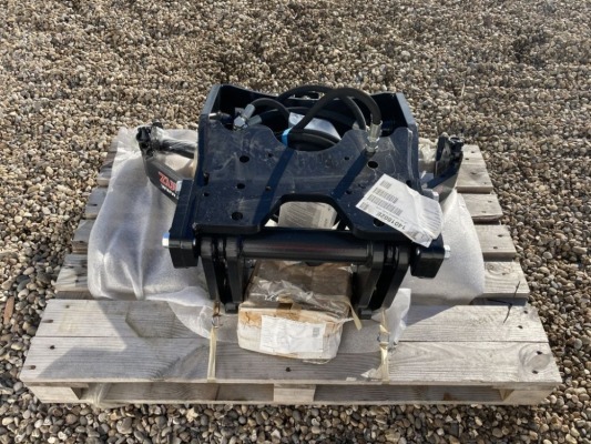 2019 LYNX FRONT LINKAGE FOR NH T4 NEW & UNUSED (11175019) (S/N 40022309) (MANUFACTURERS WARRANTY APPLIES)