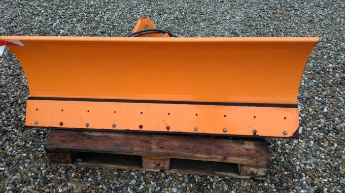 2012 ISEKI RSM 1.5 SNOW PLOUGH 'A' FRAME, FRONT MOUNTED BLADE TO SUIT ISEKI SXG OR TXG TRACTORS 3121057 A1165150