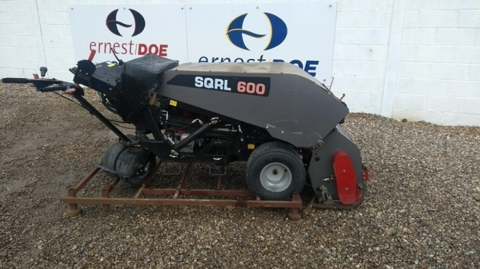 2008 SQRL 600 CORE COLLECTOR HONDA GXV390 13 HP PETROL ENGINE, BELT DRIVEN VARIABLE SPEED 0-7 KPH, 600 MM HIGHSPEED BRUSH, 1.2M TWO STAGE HIGH LIFT DUMP. 11152895