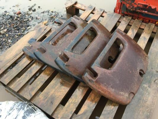 Qty of Tractor Weights C/V: 87089997