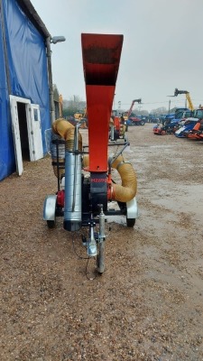 2016 TRILO SU40 EX-HIRE VACUUM (H2890) CENTRIFUGAL PUMP, V-BELT DRIVE, HARD FACED FAN, WEAR RESISTANT DOUBLE WALLED HOUSING, EXHAUST CHUTE WITH 360° SWING, ADJUSTABLE END FLAP, 11HP HONDA ENGINE, 200MM DIAMETER SUCTION HOSE AT 5M LENGTH 160165 11181281
