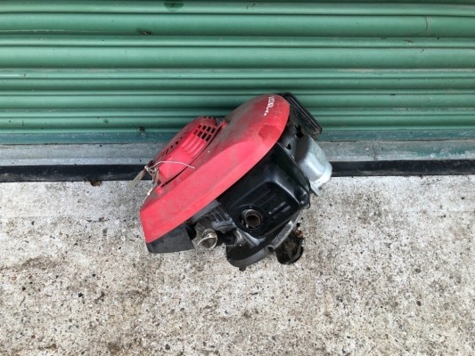 VARIOUS PETROL ENGINES FOR SPARES (NO RESERVE)