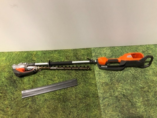 2018 HUSQVARNA 536LIHE3 LONG REACH HEDGE TRIMMER CORDLESS HV-HT536LIHE3 20180400192 NO WARRANTY NON RUNNER 