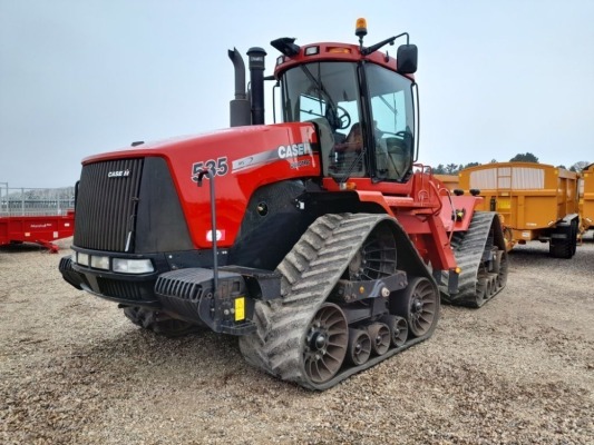 2010 CASE STX535 QUADTRAC TRACKED TRACTOR, POWERSHIFT TRANSMISSION, HOURS 7396, 30' TRACKS, FRONT WEIGHTS, QUICK ATTACH LINKAGE REAR, REAR PTO, 4 X REAR SPOOLS, POWER BEYOND, CAT 4 DRAWBAR, LEATHER SEAT, GPS READY, EXHAUST TIP WORN, TRACK IDLER RUBBERS WO