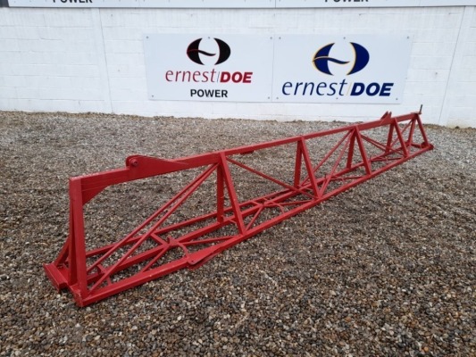 1 X SPRAY BOOM SECTION TO SUIT CASE SPRAYER, 4.9M LONG, PAINT FADED, CHIPPED & SCRATCHED (3) (NO RESERVE)