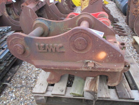 LEMAC USED HYDRAULIC QUICK HITCH - SOLD FOR SPARES OR REPAIR ONLY (NO RESERVE)