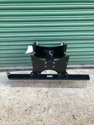 WESTWOOD TRACTOR MOUNTED GRAVEL RAKE C/W MOUNTING PLATE - USED NOT ON STOCK NO WARRANTY (NO RESERVE)