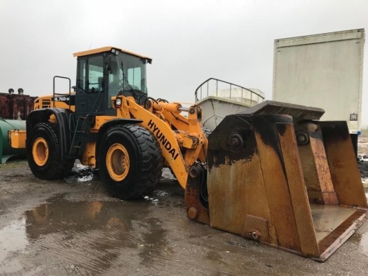 CALL TO VIEW - 2014 HYUNDAI HL760-9A LOADING SHOVEL, TOE -TIP BUCKET, NEW STD BUCKET, Q/H, REAR CAMERA, JOYSTICK CONTROLS , CLIMATE CONTROL AIR CON, GOOD TYRES. HOURS TBA