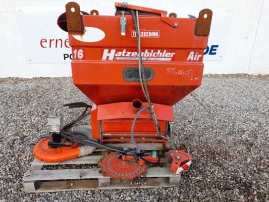 2007 OPICO VARIOCAST AIR 16 SEEDER, HYDRAULIC FAN, PAINT WORK FADED, LIFTING EYES WELDED TO TOP CORNERS OF HOPPER, NO CONTROL BOX, SERIAL NUMBER 0280-54-07 (51164603)