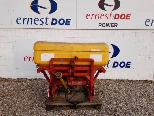 TEAGLE XT24 SPREADER, PTO DRIVEN, HYDRAULIC OPERATION, PLASTIC HOPPER, METAL WORK VERY RUSTY (G1161177) (NO RESERVE)