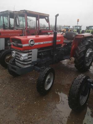 Massey Ferguson 165 Tractor Ser. No. 353988 Hours: 2672 C/C: 87109310