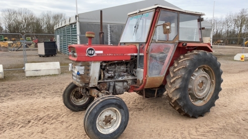 Massey Ferguson 168 Tractor C W 4 Bolt Lift Pump Standard 8 Speed Gearbox Perkins 236 Engine Ser No M C C Drive Through Auction Of Tractors To Be Held At The