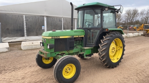 John Deere 2650 2wd Tractor C/C: 87019310