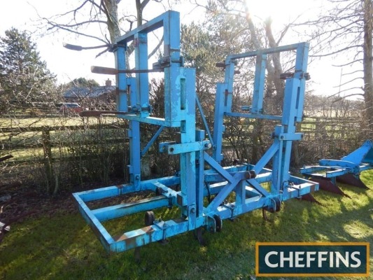 Mounted hydraulic folding pigtail cultivator, 5m