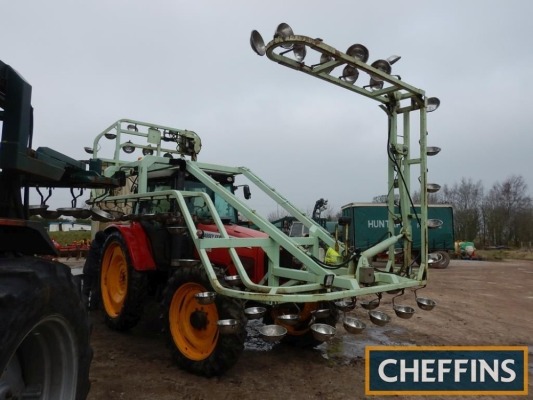 2005 MASSEY FERGUSON 5465 4wd TRACTOR Fitted with wrap around veg rig with stainless steel bowls Reg. No. PN05 NFA Serial No. PO62037 FDR:23/05/2005