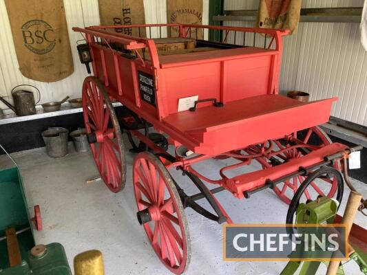 Small, fully sprung market cart by Selby & Co. (c.1883), liveried for Joscelyne of Panfield, Essex