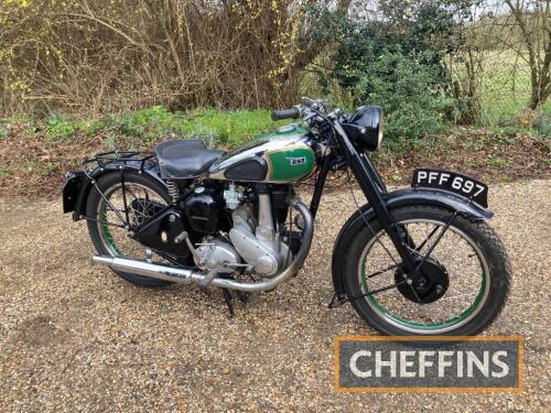 1947 349cc BSA B31 MOTORCYCLE Reg. No. PFF 697 Frame No. XB31 12566 Engine No. XB31 9673 A very pretty post-war example with rigid frame and telescopic forks and attractive chrome tank with lined out wheels. The BSA Owner's Club Dating Certificate shows t