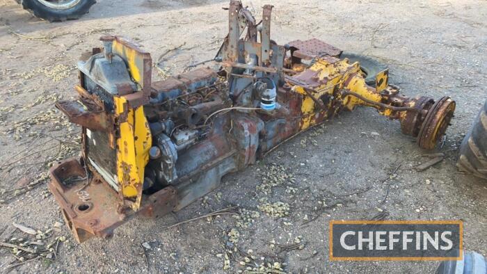 Yellow Massey Ferguson Skid Unit 4cyl. engine C/C: 84089027